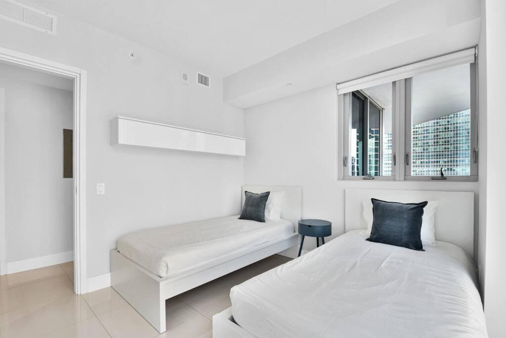 Lovely Upscale Condo Gorgeous View 2Bd 2Bath In Brickell Miami Exterior photo