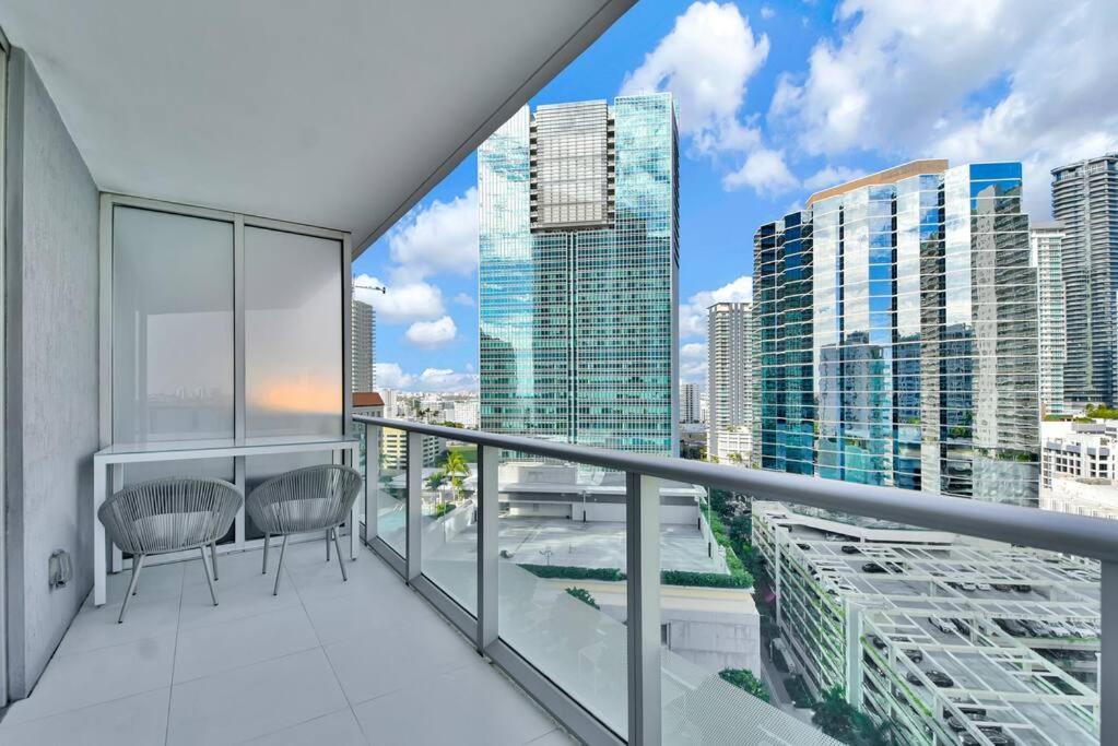 Lovely Upscale Condo Gorgeous View 2Bd 2Bath In Brickell Miami Exterior photo