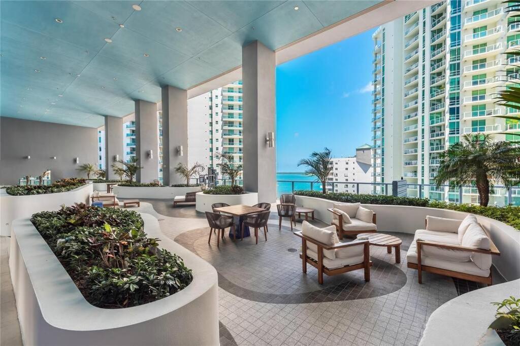 Lovely Upscale Condo Gorgeous View 2Bd 2Bath In Brickell Miami Exterior photo